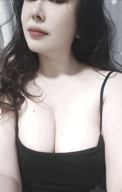 厦门巨乳莉莉