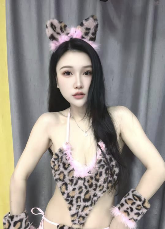 红牌御姐蓝采儿